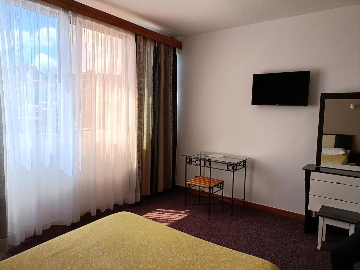 Aina Hotel Antananarivo Exterior photo