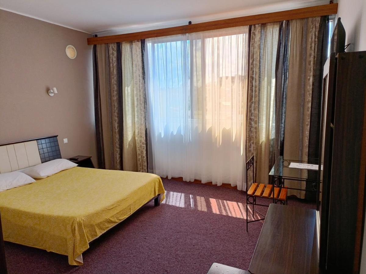 Aina Hotel Antananarivo Exterior photo